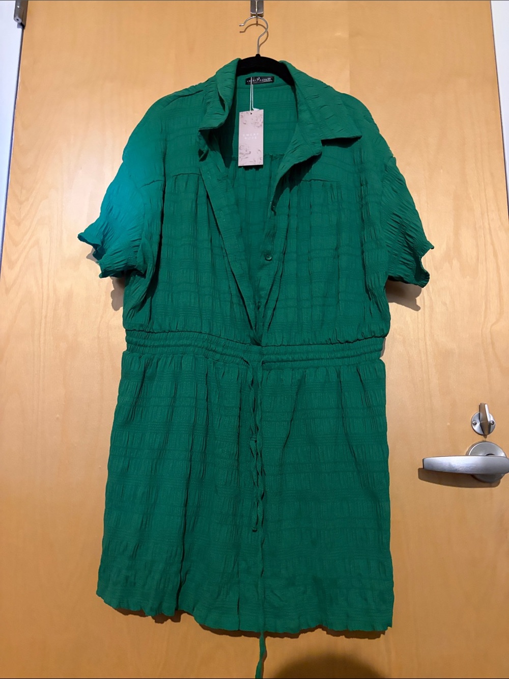Green Textured Short-Sleeve Drawstring Waist Romper